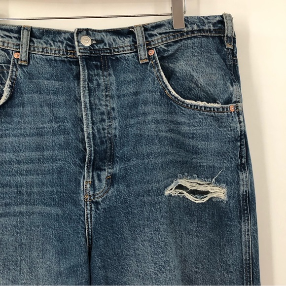 Free People 31x32 Ollie Extreme Wide Leg Jeans we the free busted knee 0401 - Picture 3 of 13